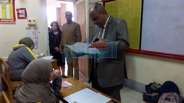 امتحانات الفصل الدراسي