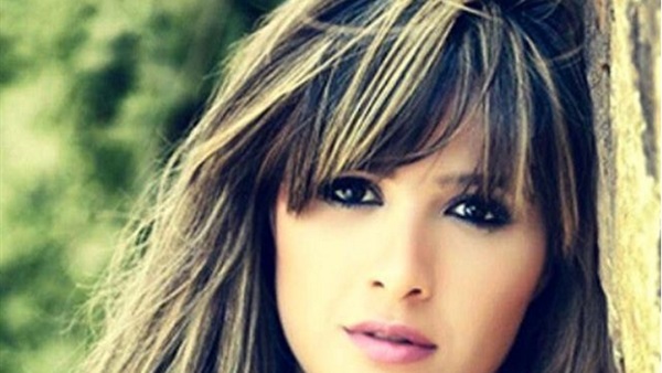ياسمين عبد العزيز