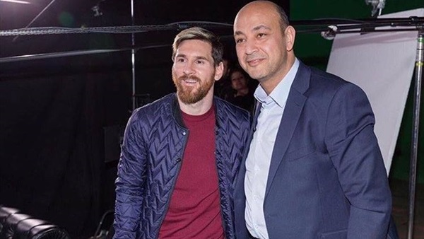 عمرو أديب مع ميسي
