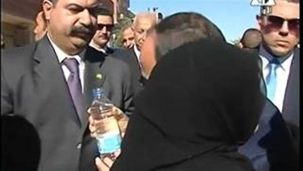 بكاء السيسي خلال