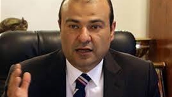 مصطفي حسن