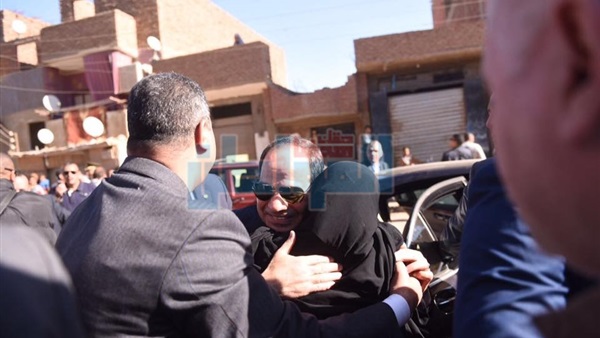 الرئيس وسيدة الموكب