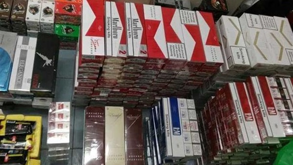 علب سجائر مجهولة