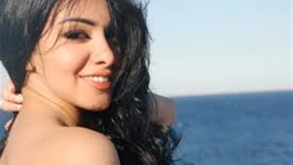 الفنانة الشابة ميرهان