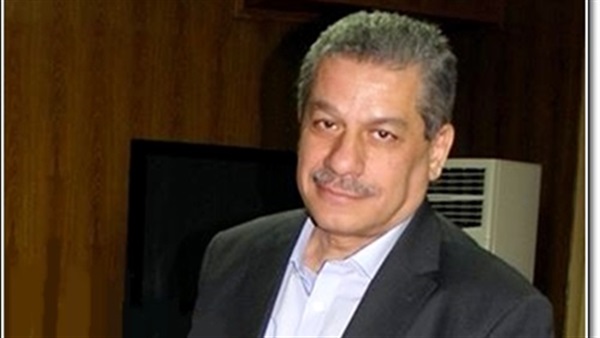 الدكتور أمين لطفي