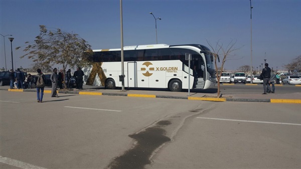 وصول حافلة المنتخب
