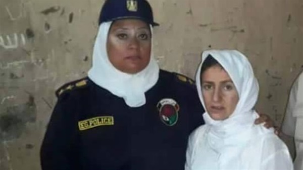سيدة المطار