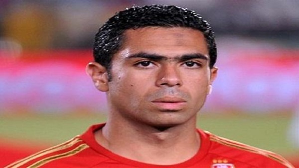 أحمد فتحي لاعب النادي