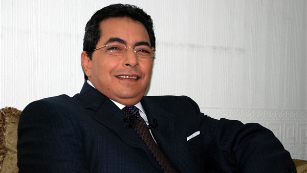 الاعلامى محمود سعد