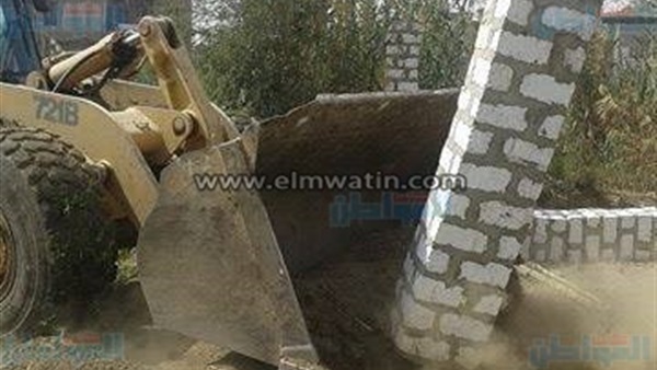 إزالة تعدي علي الأراضي