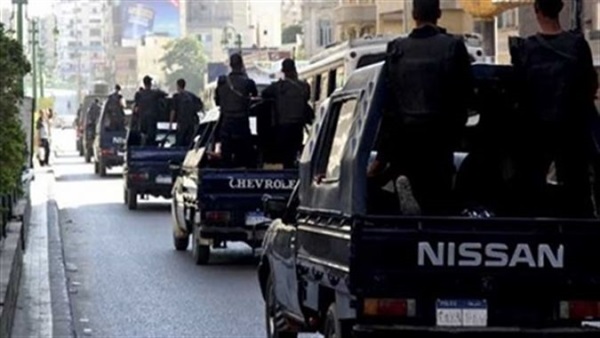 ضبط ٤ فلاحين مطلوبين