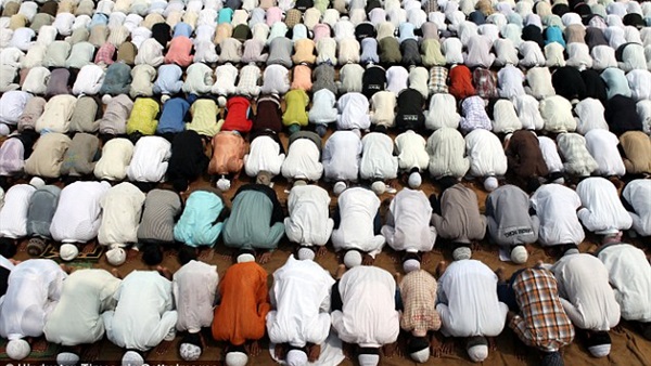 اليوغا خير علاج لألام