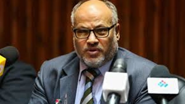 الدكتور إبراهيم