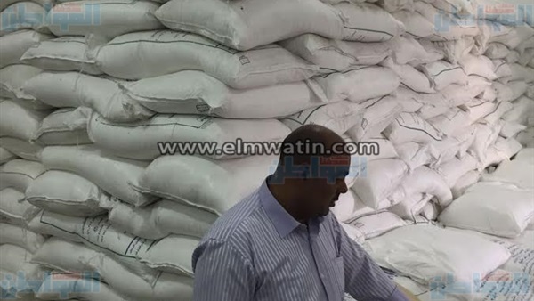 ضبط 60 طن سكر مجهول