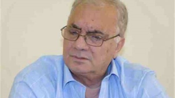سمير زاهر يعلن عن