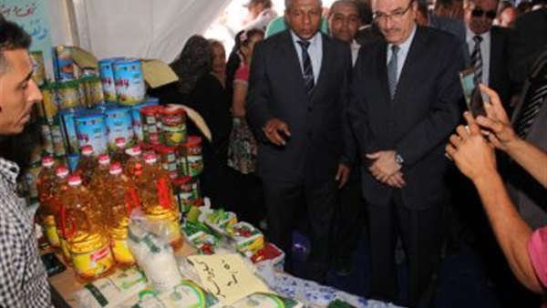 ”حبيب” يفتتح معرض
