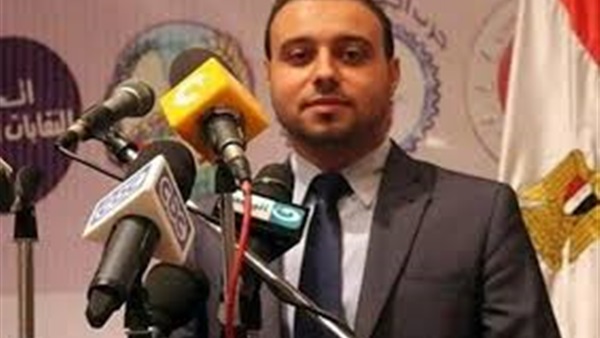 أحمد حسني