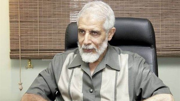 محمود عزت