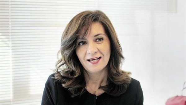 نبيلة مكرم