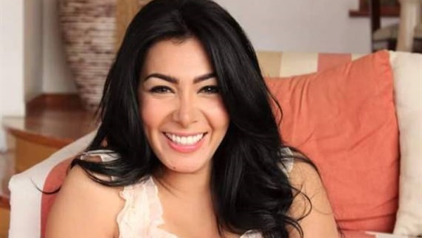 الفنانة ميرهان حسين