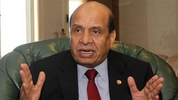 الفريق عبدالعزيز