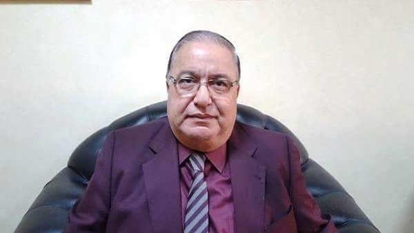 الدكتور أسامة عبد