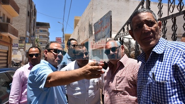 محافظ البحيرة