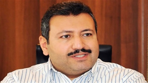 طارق شكري