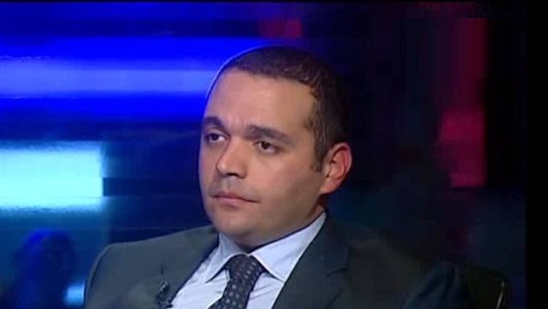 الدكتور مدحت نافع
