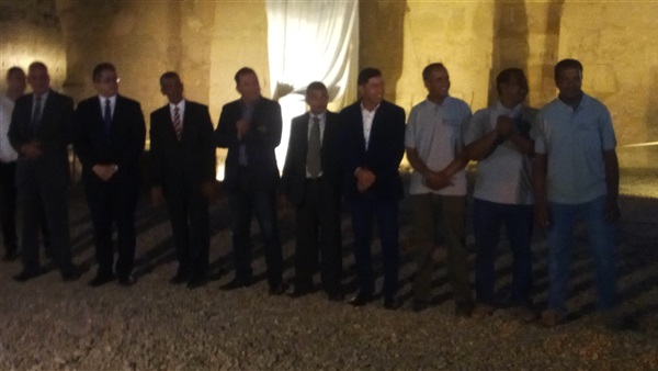 وزير الاثار يكلام