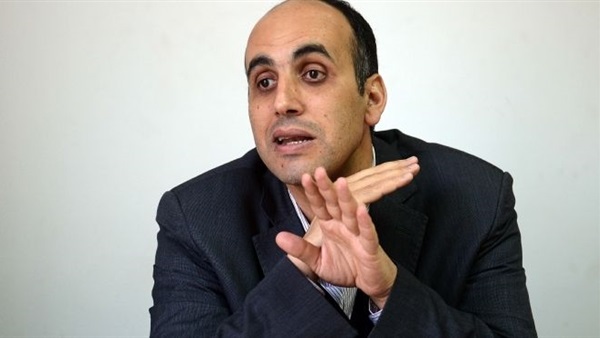 أحمد بان- الباحث