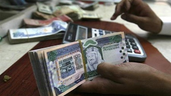 الدولار والريال السعودى