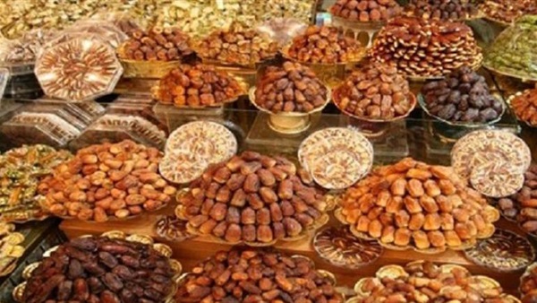 البلح والتمور - صورة