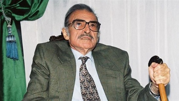أحمد مظهر
