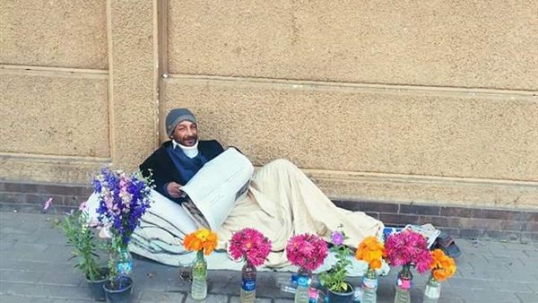 بائع الورد