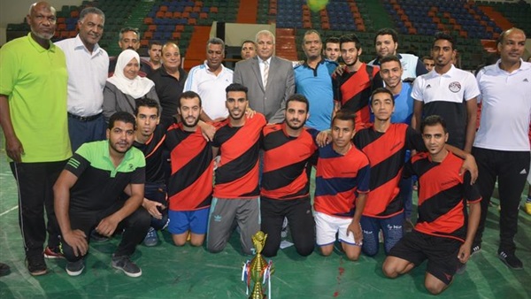 محافظ الوادى الجديد