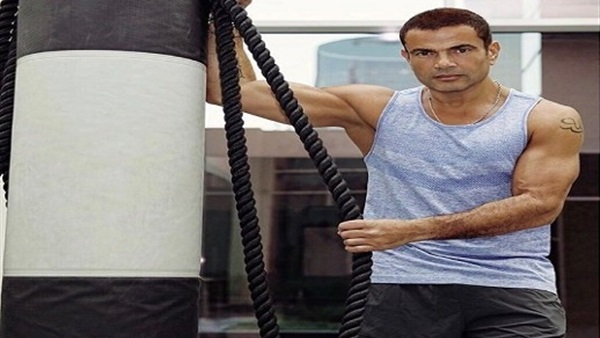النجم عمرو دياب