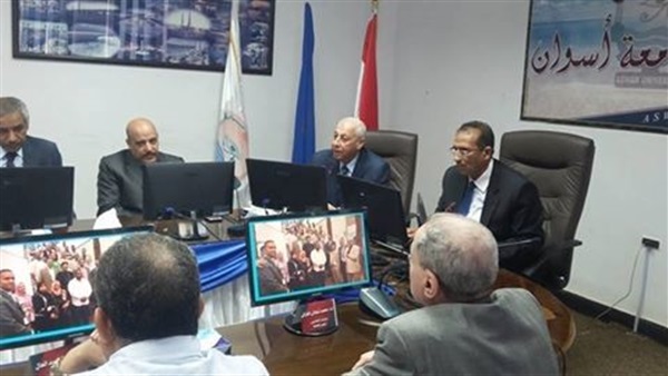 أحمد غلاب رئيس جامعة