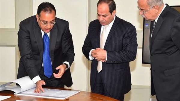 إسماعيل ووزير الإسكان