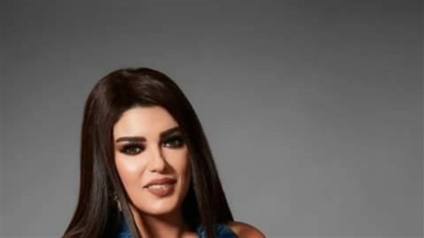 عزة مجاهد