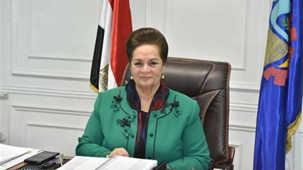 نادية عبده محافظ