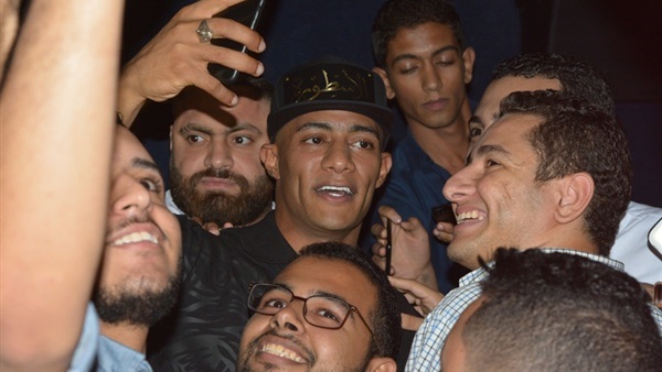 محمد رمضان وسط جمهوره