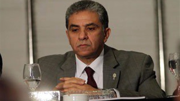 الدكتور خالد فهمى