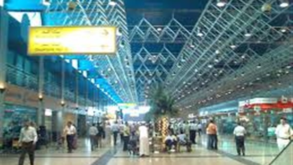 مطار القاهرة الدولى