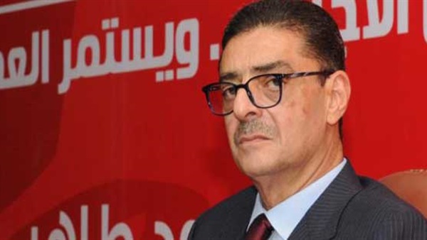 محمود طاهر 