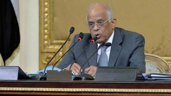 الدكتور على عبد العال
