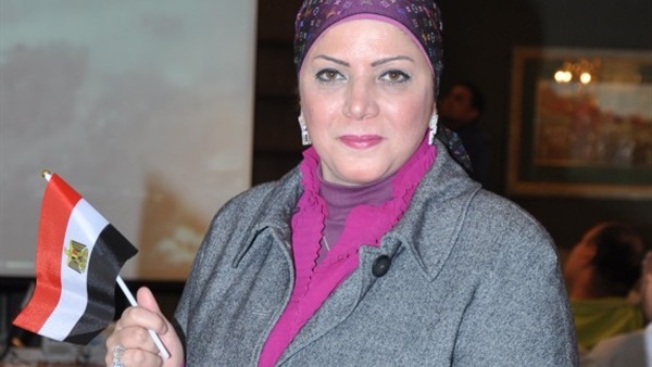 منال العبسي