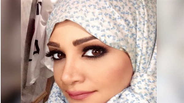 ديانا حداد ترتدي