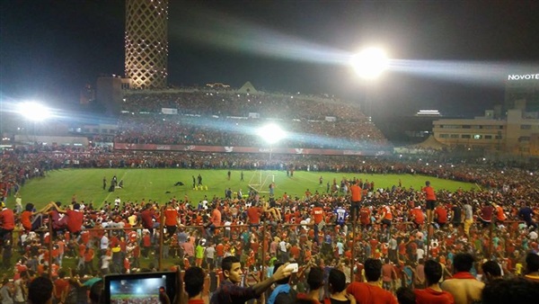 جمهور الأهلي في التتش