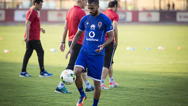 حسام عاشور